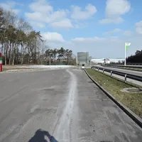 05.jpg
