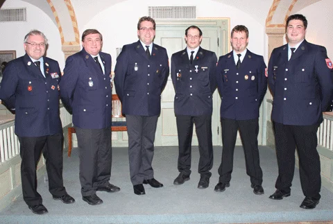 Bilder ehemalige Jugendwarte.gif